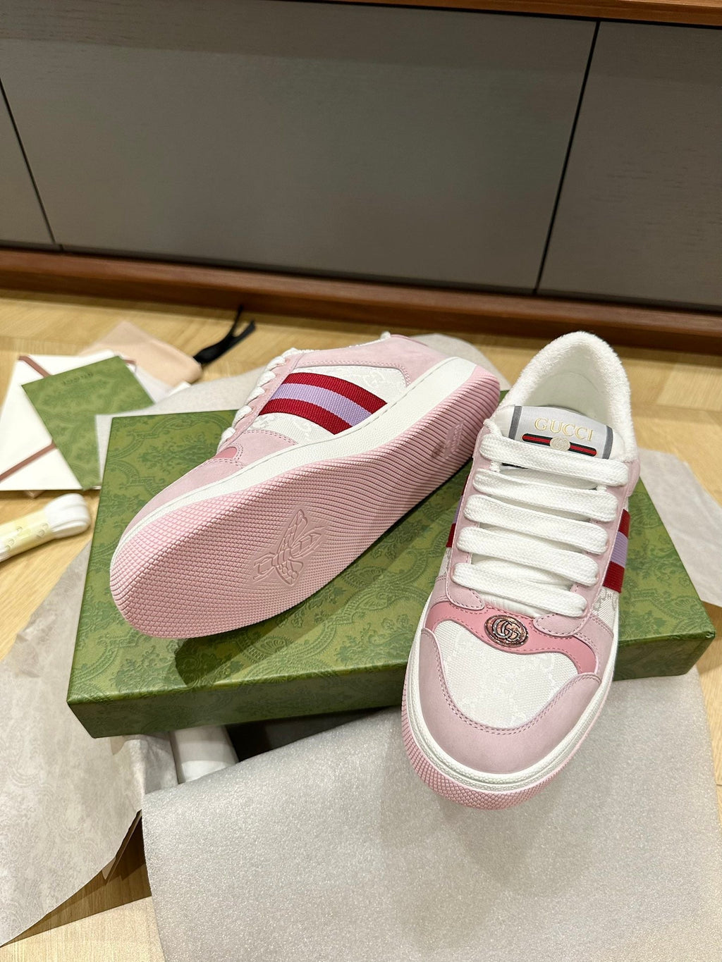 GUCCI WOMEN'S SCREENER TRAINER LIGHT PINK CALFSKIN