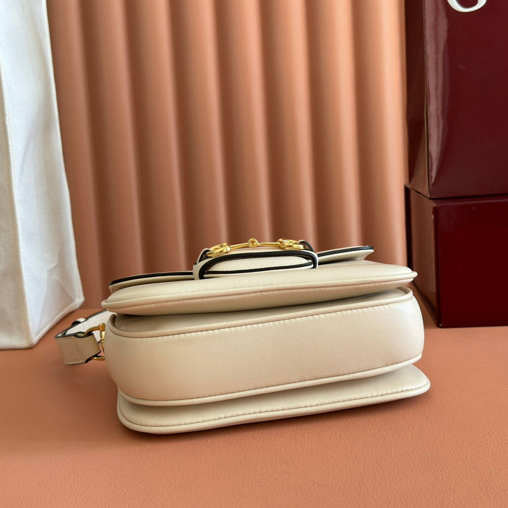 GUCCI 25S HORSEBIT 1955 MINI BAG 20 CM IN LIGHT BEIGE CALFSKIN WITH GOLD HARDWARE