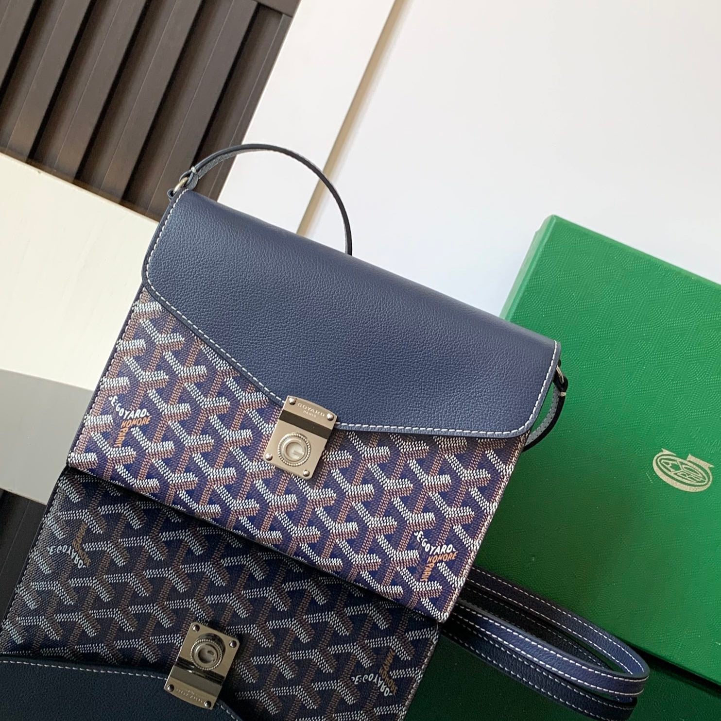 CHYPRE WALLET-POUCH 21 IN NAVY BLUE GOYARDINE CANVAS AND CALFSKIN