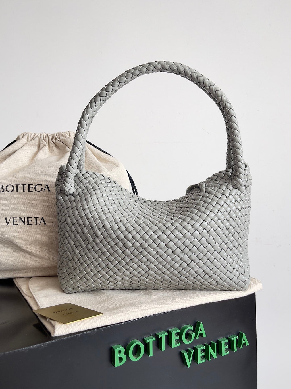 TOSCA SHOULDER BAG 27 IN AGATE GREY LAMBSKIN WITH DALMATA STONE DETAIL